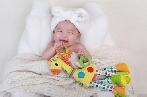 清镇宝宝为什么会吐奶